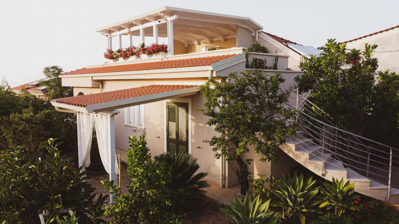 Michelino House Bed & Breakfast Parghelia Bagian luar foto