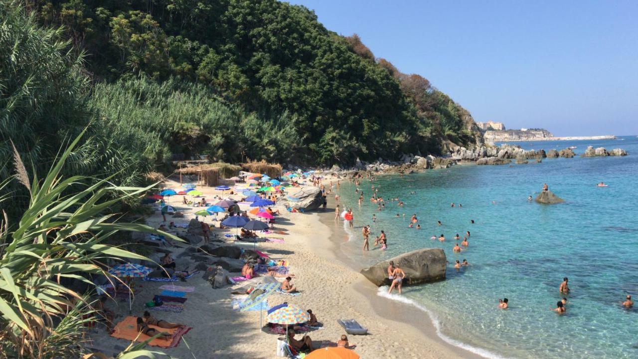 Michelino House Bed & Breakfast Parghelia Bagian luar foto