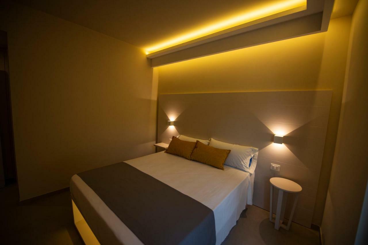 Michelino House Bed & Breakfast Parghelia Bagian luar foto