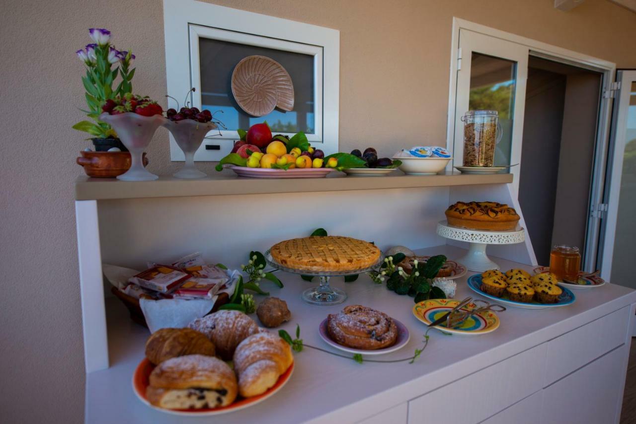 Michelino House Bed & Breakfast Parghelia Bagian luar foto