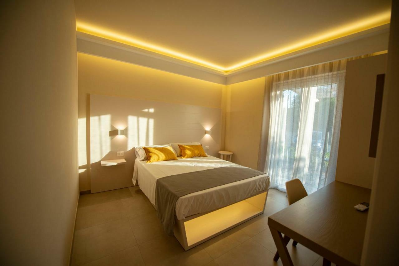 Michelino House Bed & Breakfast Parghelia Bagian luar foto